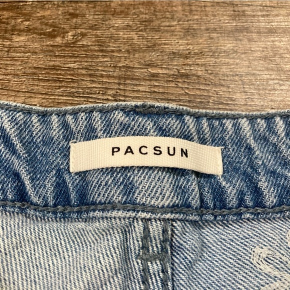 PACSUN MOM SHORTS DAISY DESIGN- SIZE 28 - Picture 2 of 7